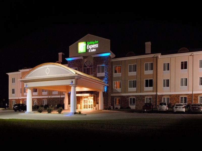 Holiday Inn Express Hutchison, An Ihg Hotel Hutchinson Exterior photo